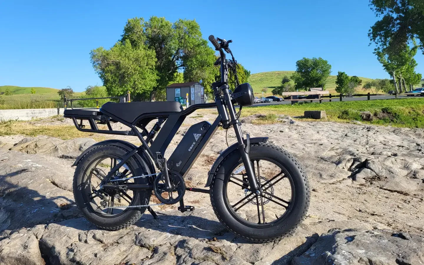 how-does-a-26-fat-tire-bike-perform-on-all-terrains