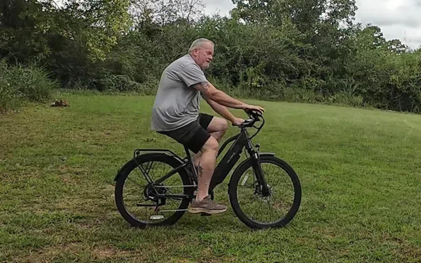 How Electric Bikes are Revolutionizing Transportation for Seniors - TST Ebike