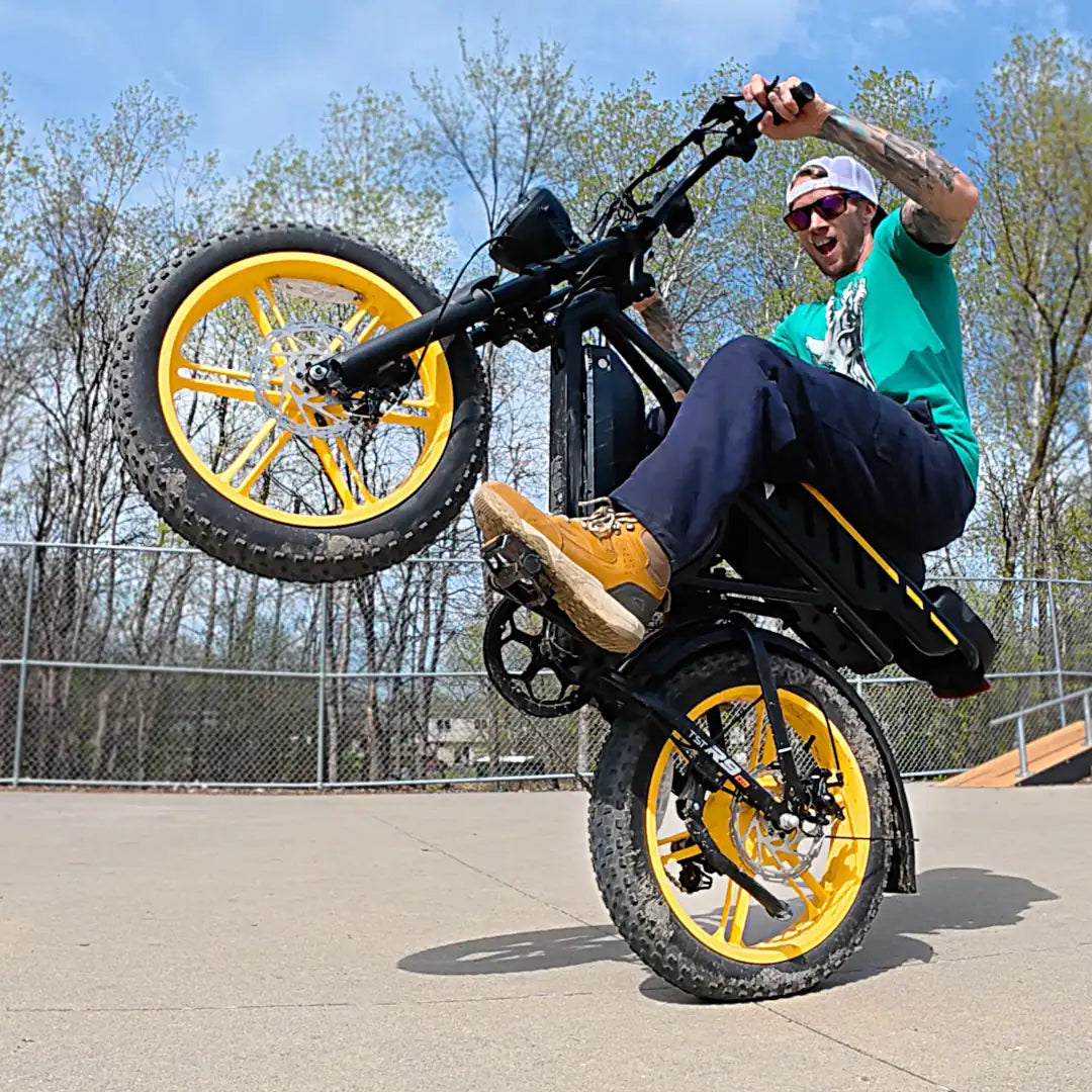 TST R9 1500W Full-Suspension Moped Style Electric Bike (2026 Model)