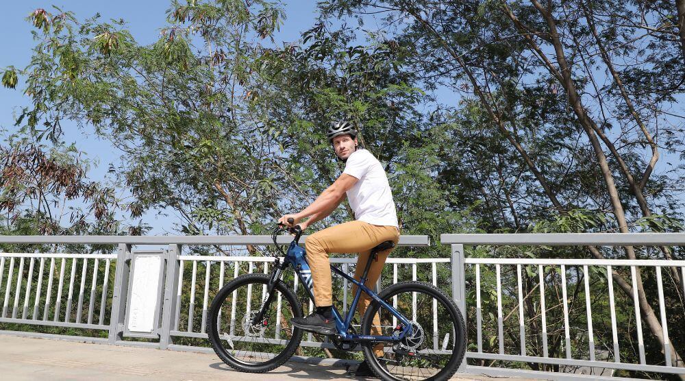 Beat the Heat: 7 Tips for a Comfortable eBike Ride in Summer